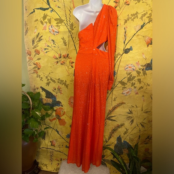 Anthropologie Ieena for Mac Duggal Sequin One-Shoulder Cutout Gown
Mac Duggal
